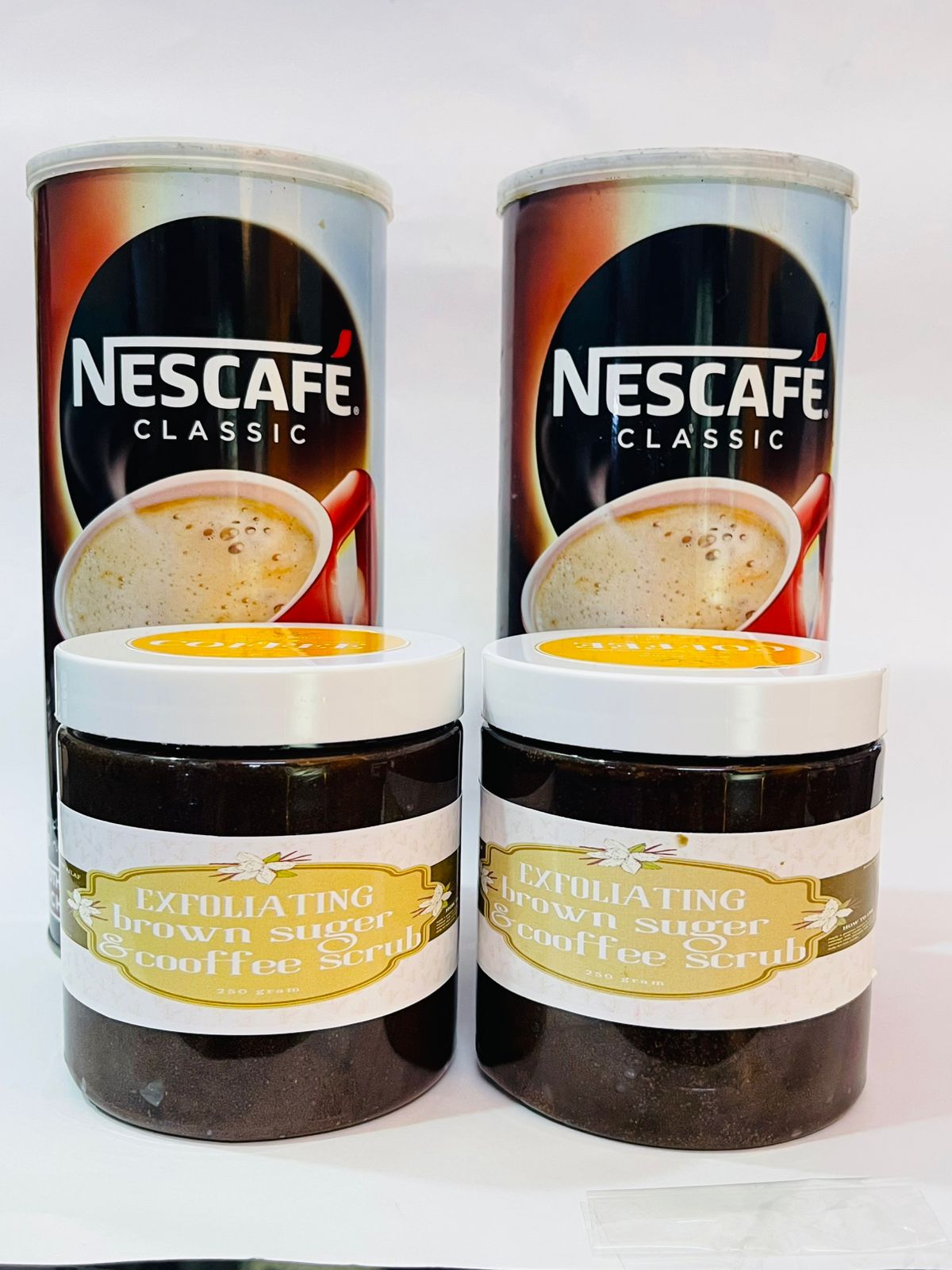Exfoliating brown suger coffee scrub